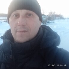 Эдик, 33