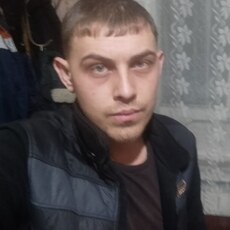 Виталий, 27