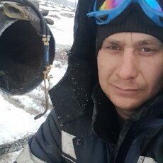 Даня, 35