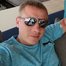 Михаил, 45