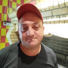 Григорий, 44