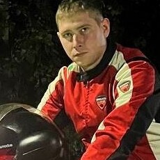 Паша, 27