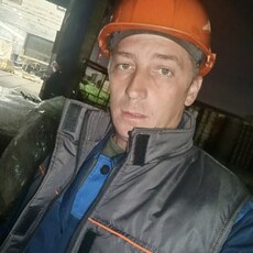 Роман, 30
