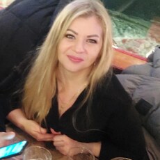 Есения, 41