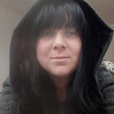Марта, 34
