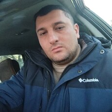 Тёма, 40