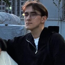 Виталий, 22