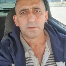 Яков, 49