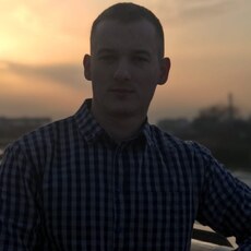 Эмиль, 27