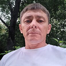 Максим, 48