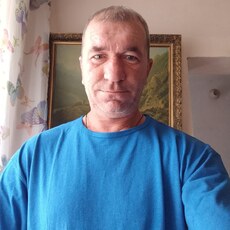 Валентин, 45