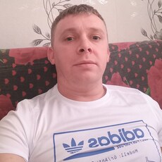 Гриша, 34