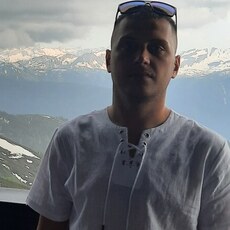 Анатолий, 31