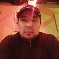 Денис, 35