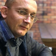 Максим, 33