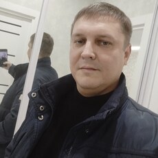 Веня, 38