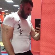 Миша, 28