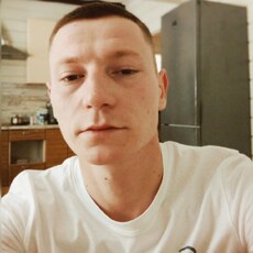 Тарас, 26