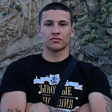 Виталя, 21