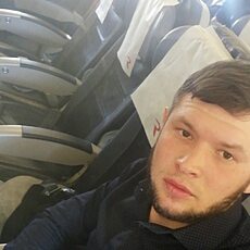 Борис, 29