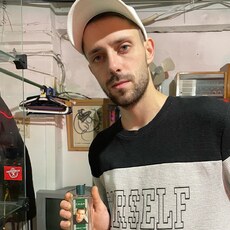 Валентин, 25