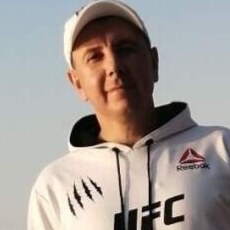 Виталя, 40