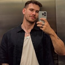 Владимир, 26