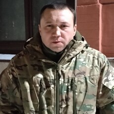 Виталий, 45