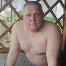 Ярослав, 36