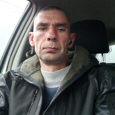 Эдуард, 46