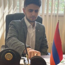Андрей, 25