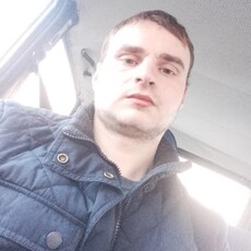 Адриан, 27