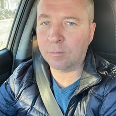 Михаил, 48