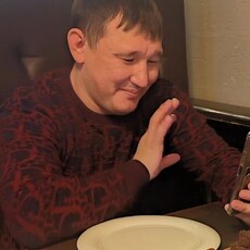 Вова, 33