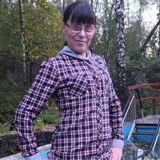 Дина, 32