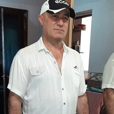 Владимир, 50