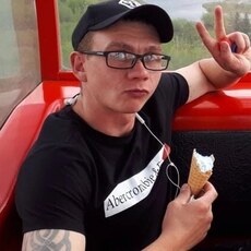 Арсений, 33