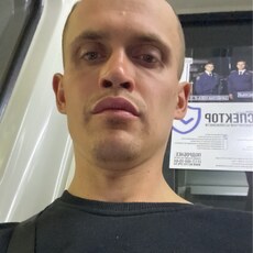 Леонид, 28