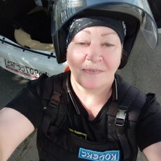 Валентина, 60