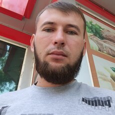 Андрей, 24
