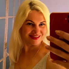 Виктория, 41