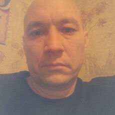 Лаврик, 40