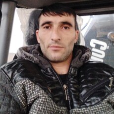 Ваня, 33