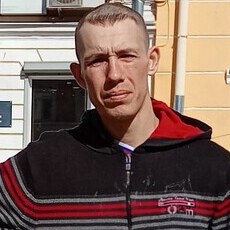 Паша, 29