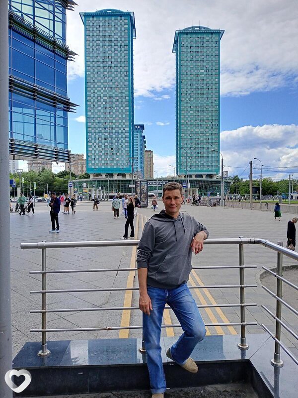 Геннадий