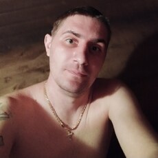 Гриша, 34