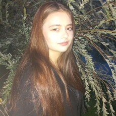 Мила, 19