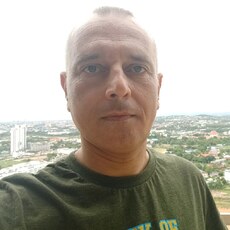 Коля, 46