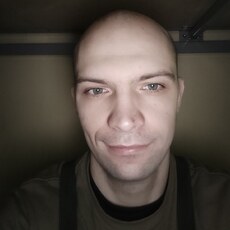Борис, 28