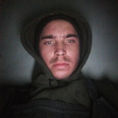 Анатолий, 23